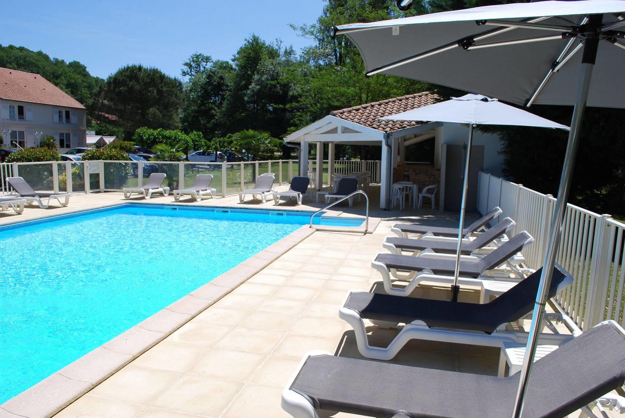 Hotel Le Relais Des Champs أوجيني ليه با المظهر الخارجي الصورة