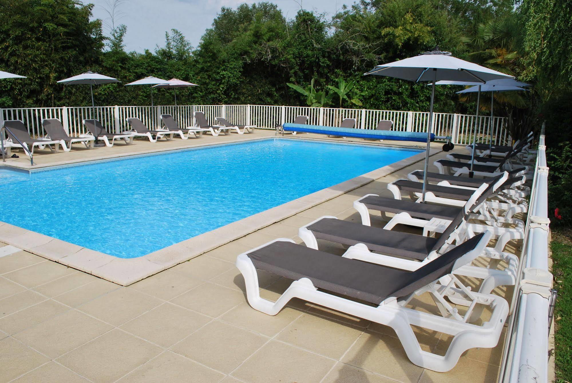 Hotel Le Relais Des Champs أوجيني ليه با المظهر الخارجي الصورة