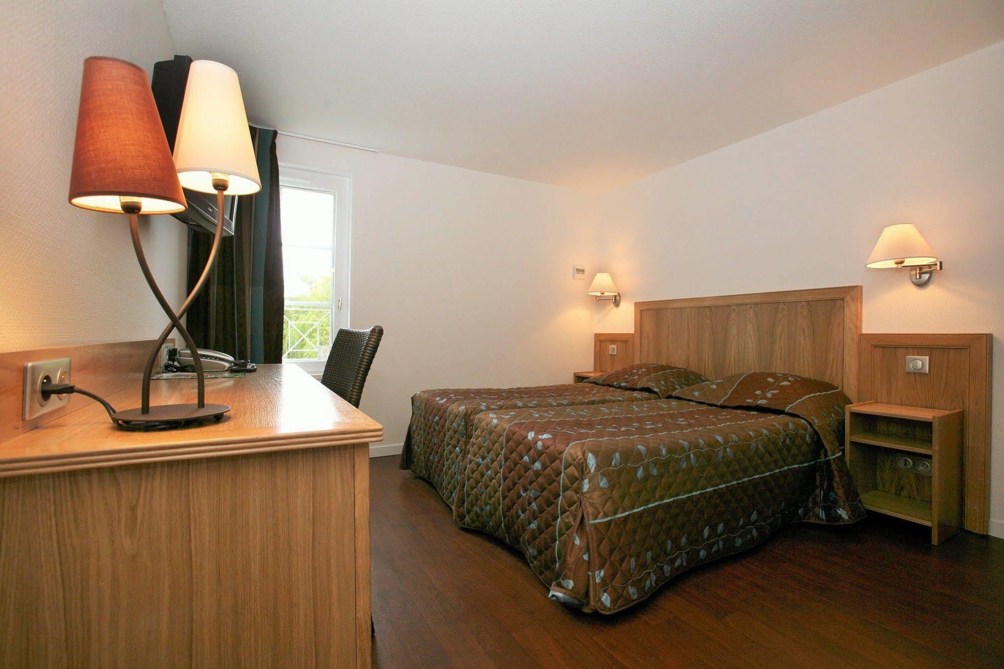 Hotel Le Relais Des Champs أوجيني ليه با المظهر الخارجي الصورة